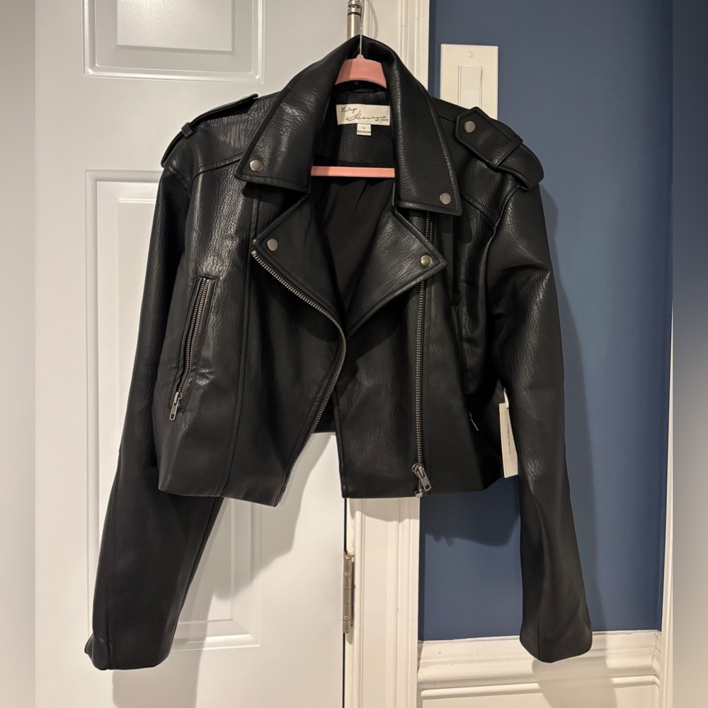 NWT VINTAGE HAVANA faux LEATHER JACKET